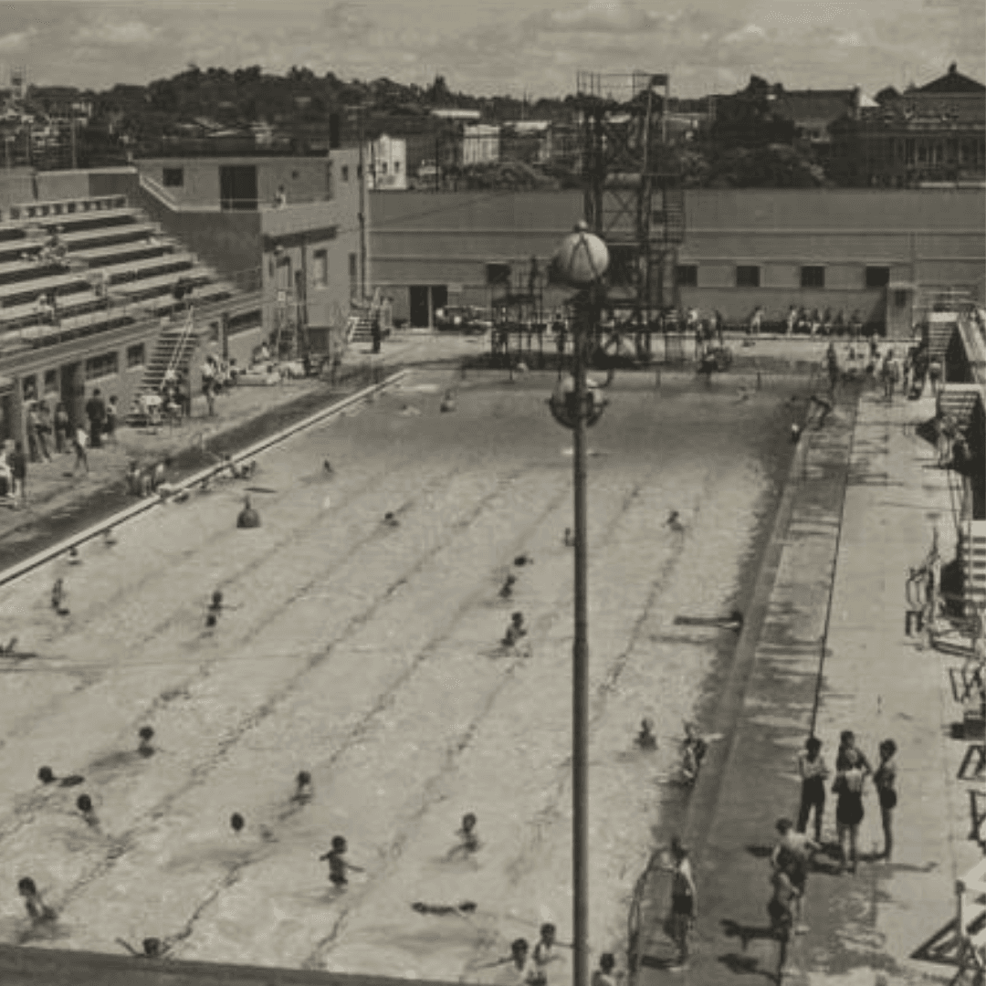 The Olympic Pool in its outdoor era, circa 1940s